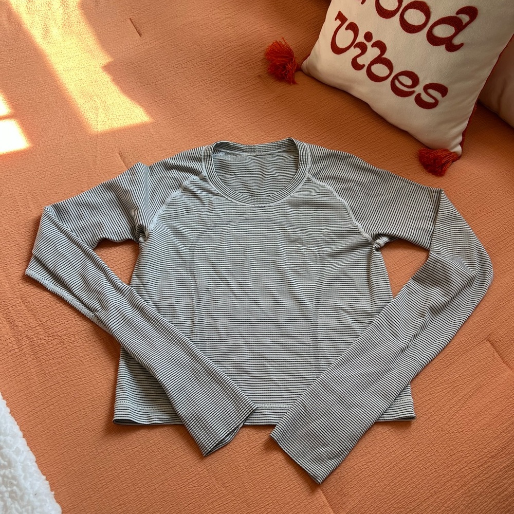 Lululemon Swiftly Tech long Sleeve Cropped*